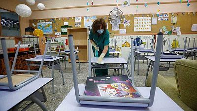 14 horas - La Región de Murcia propone una vuelta a clase semipresencial: "Se trata de reducir el aforo general del centro educativo" - Escuchar ahora