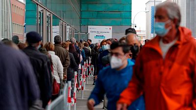 Más cerca - Wizink Center: nuevo gran centro de vacunación en Madrid - Escuchar ahora