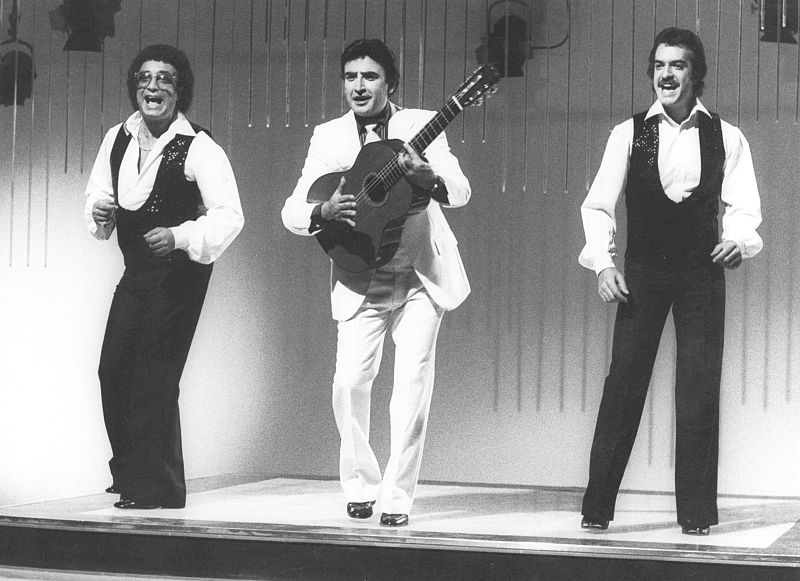 La carrera de Peret, el padre de la rumba catalana, en imágenes 