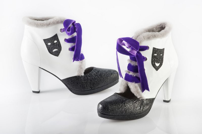 Exposici�n 24x25. Las principales firmas espa�olas de calzado han dise�ado 24 modelos inspirados en las mejores pel�culas en los 25 a�os de los Goya.