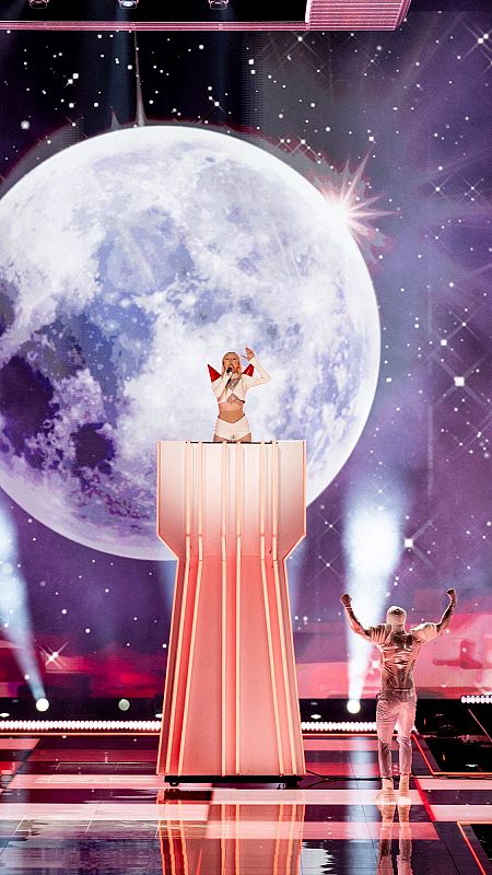 Luna representa a Polonia en Eurovisión 2024 con la canción "The Tower"