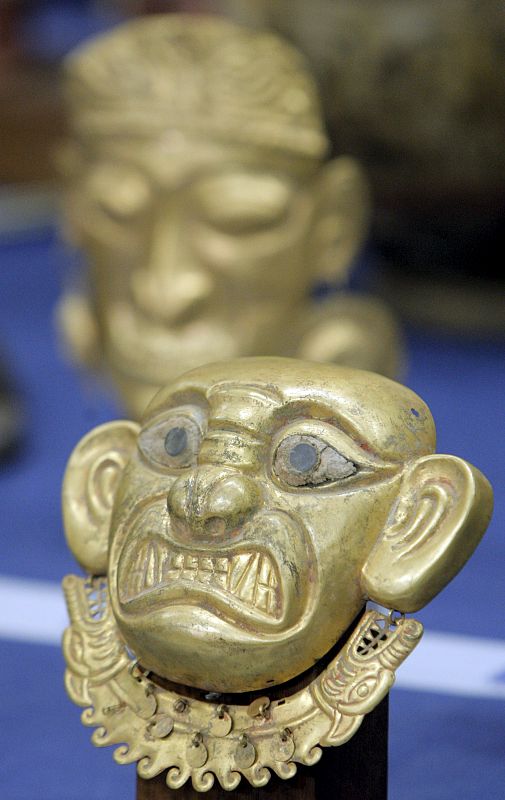 Entre las piezas recuperadas hay máscaras de mucho valor