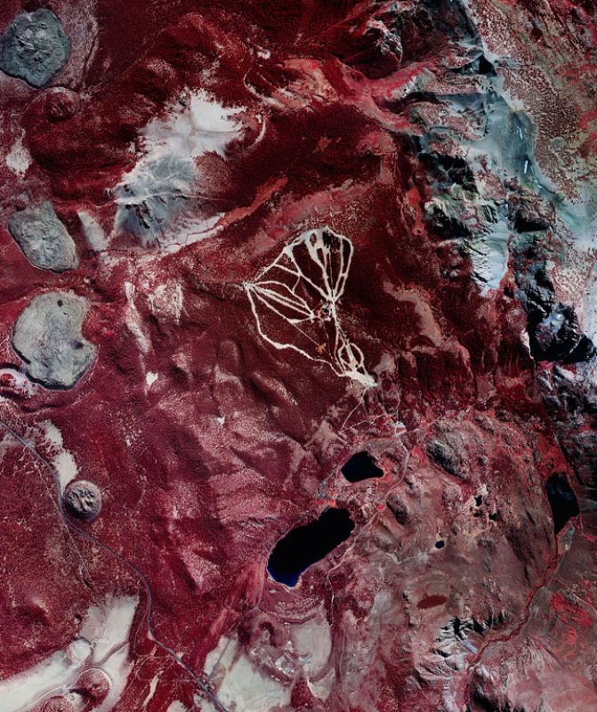 Por encima del Lago June, 2005