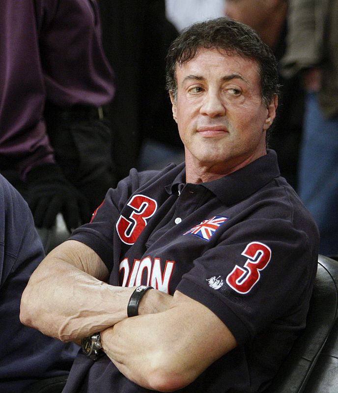 El actor Sylvester Stallone ha acudido al partido de la final de la NBA en el estadio de los Lakers.