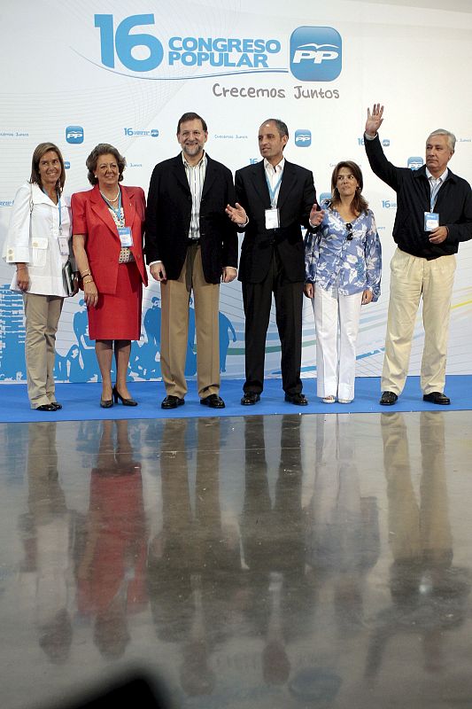 Posado en el congreso del PP