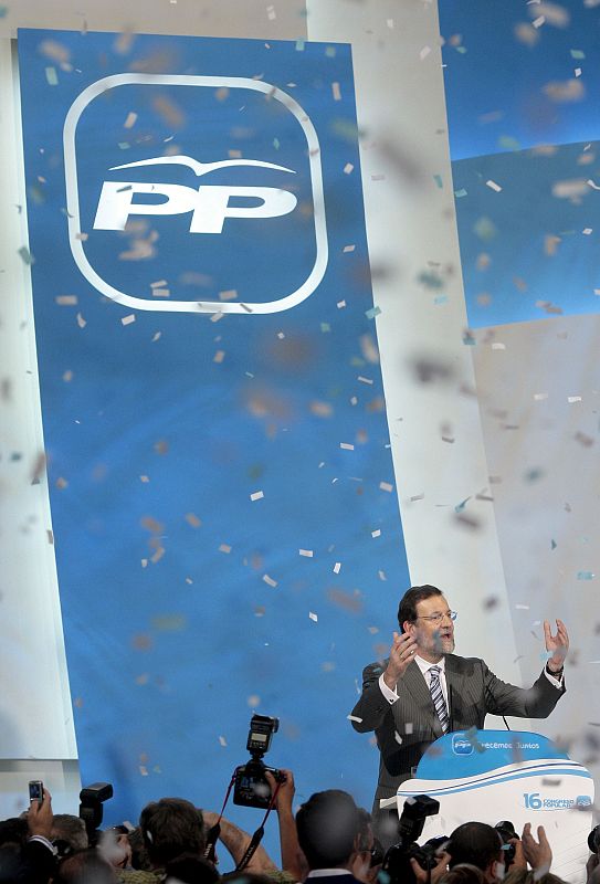 El presidente del Partido Popular, Mariano Rajoy, durante su intervención para clausurar el XVI Congreso Nacional del PP.
