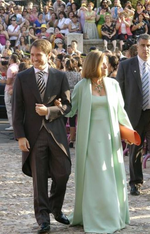 Manuel Martos junto a su madre Natalia Figueroa