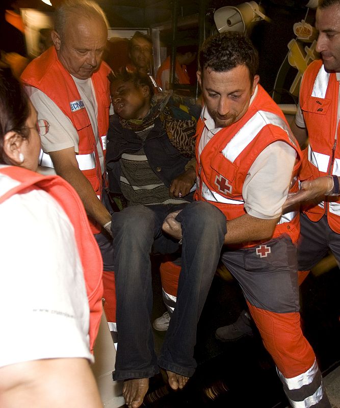 PATERA LLEGA A ALMERIA