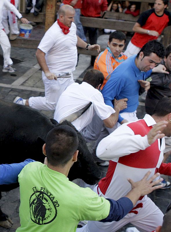 ENCIERRO SANFERMINES 2008