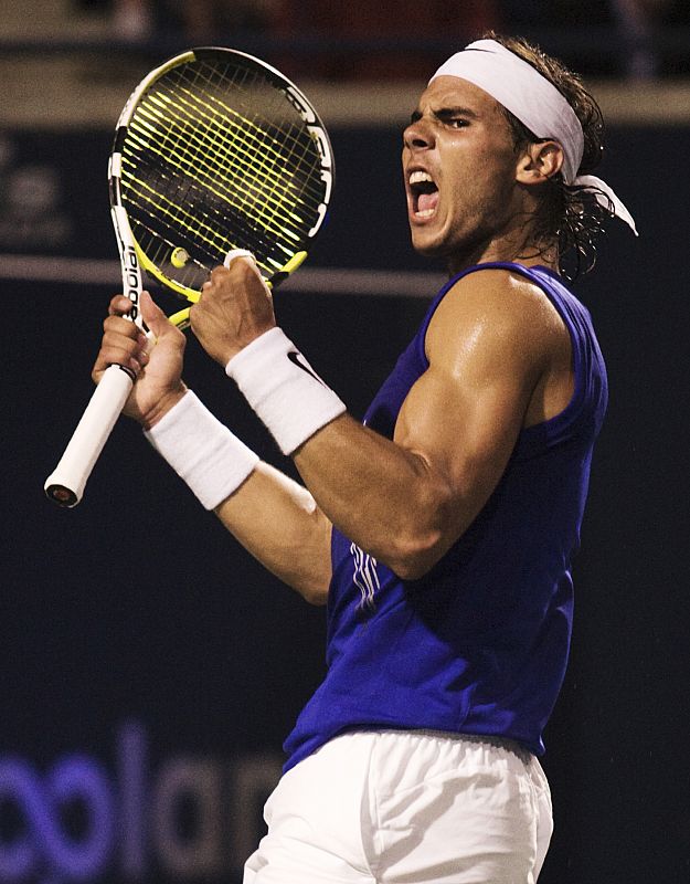 Rafa Nadal ha alcanzado el número uno del ránking de la ATP, destronando al suizo Roger Federer.