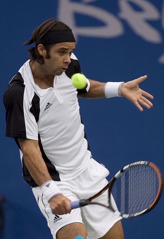 El tenista chileno Fernando González ha conseguido la plata, tras ser derrotado en la final por Nadal.