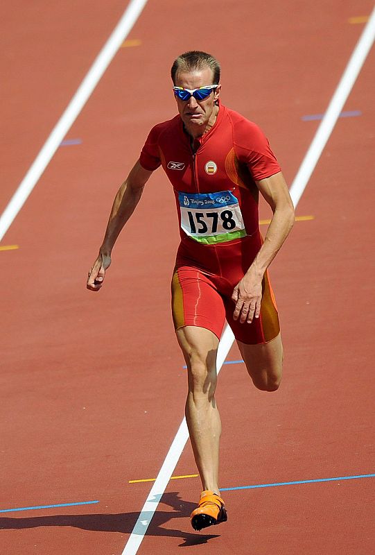 El atleta Angel David Rodriguez ha pasado a la siguiente ronda de los 200 metros masculinos.