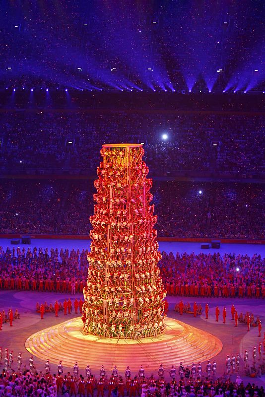 Participants perform during the closing ceremony of the Beijing 2008 Olympic Games at the National Stadium