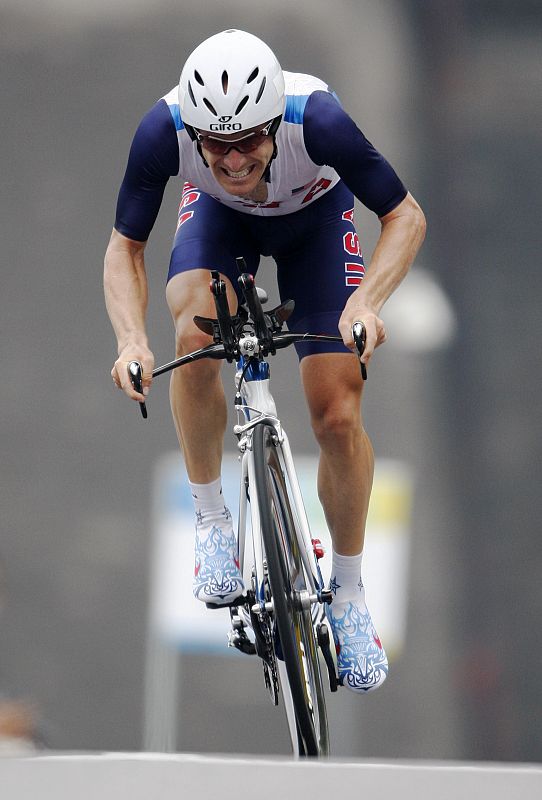 El ciclista estadounidense Levi Leipheimer, medalla de bronce en la prueba de contrarreloj de los Juegos Olímpicos de Pekín, podría ser otro de los serios aspirantes al podio final.