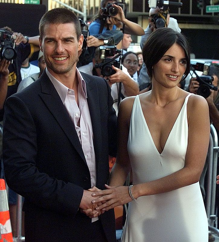 TOM CRUISE AND PENELOPE CRUZ ARRIVE AT PREMIERE.
