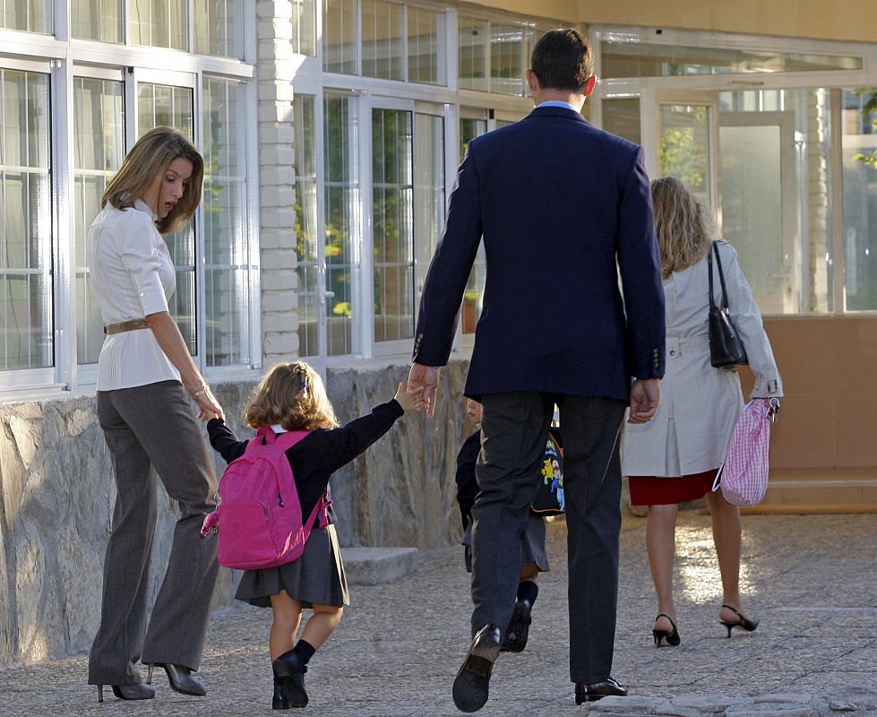 La infanta Leonor comienza el colegio en el día del 36 cumpleaños de su madre