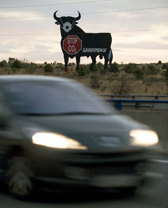 Greenpeace contra la contaminación automovilística