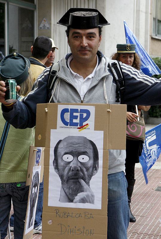 Manifestación de policías y guardias civiles