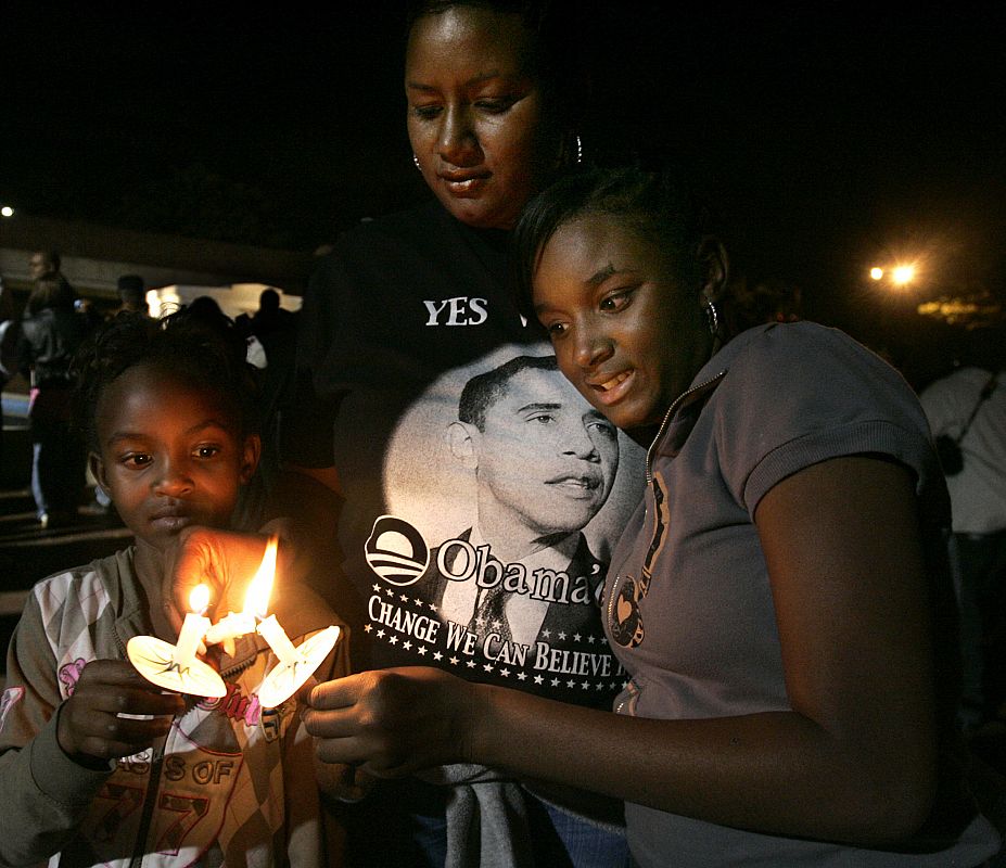 Una vela por Obama en Atlanta