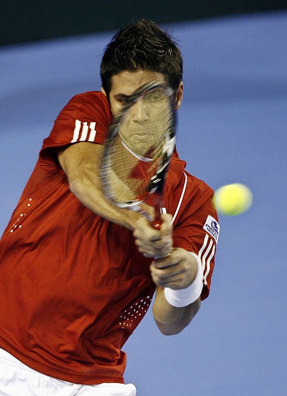 Fernando Verdasco tiene en su mano la tercera Ensaladera para España.