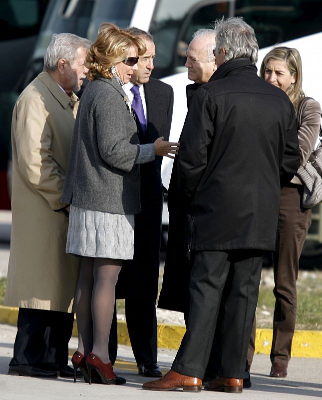 LLEGA A MADRID EL AVIÓN CON LOS 56 ESPAÑOLES EVACUADOS DE BOMBAY