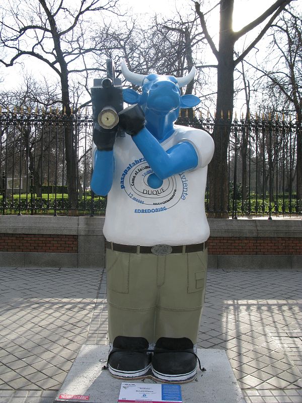 Vaca cámara situada en el Parque del Retiro