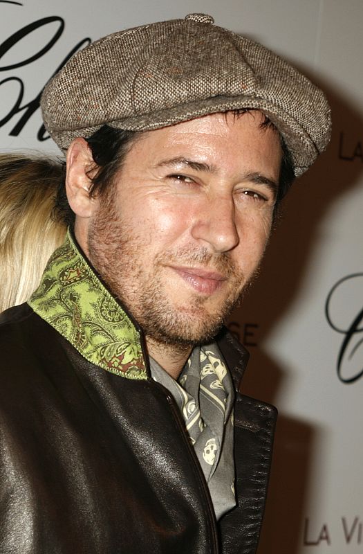 El jugador de los Ángeles Lakers ha hecho un cameo para la serie de ficción Numb3ers.