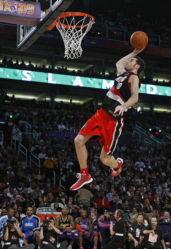 Portland Trail Blazers Rudy Fernandez of Spain competes in the Slam Dunk contest at NBA All-Star weekend in Phoenix, Arizona