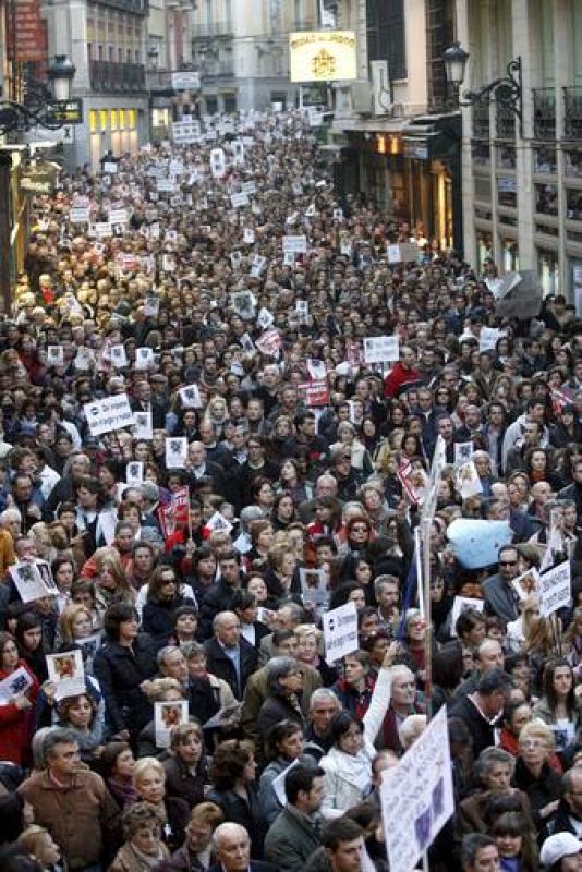 Asistentes a la manifestación convocada en apoyo de la familia de Marta del Castillo.