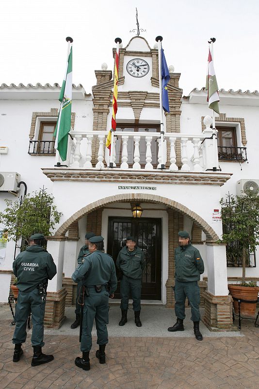 DETENIDOS EL ALCALDE DE ALCAUCÍN Y OTRAS 12 PERSONAS POR DELITOS URBANÍSTICOS