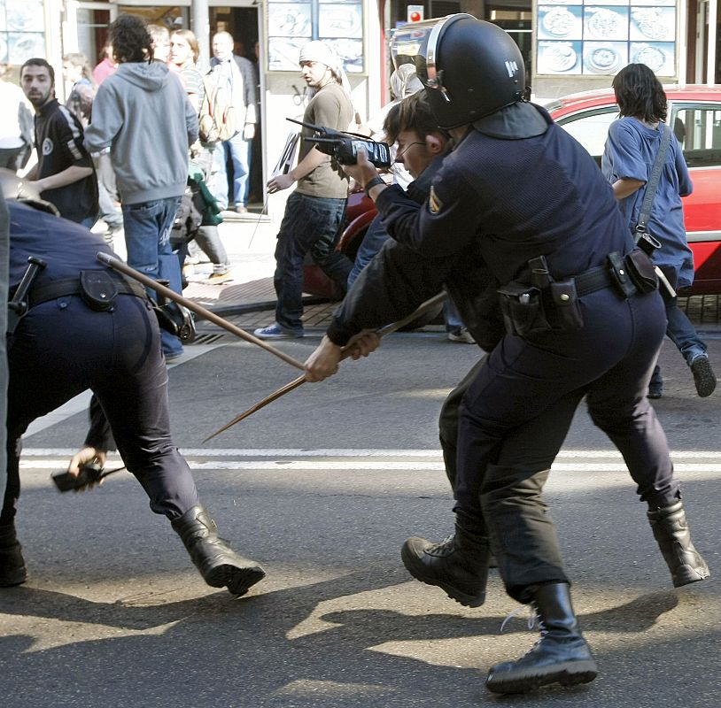 Un policía, agredido durante los incidentes
