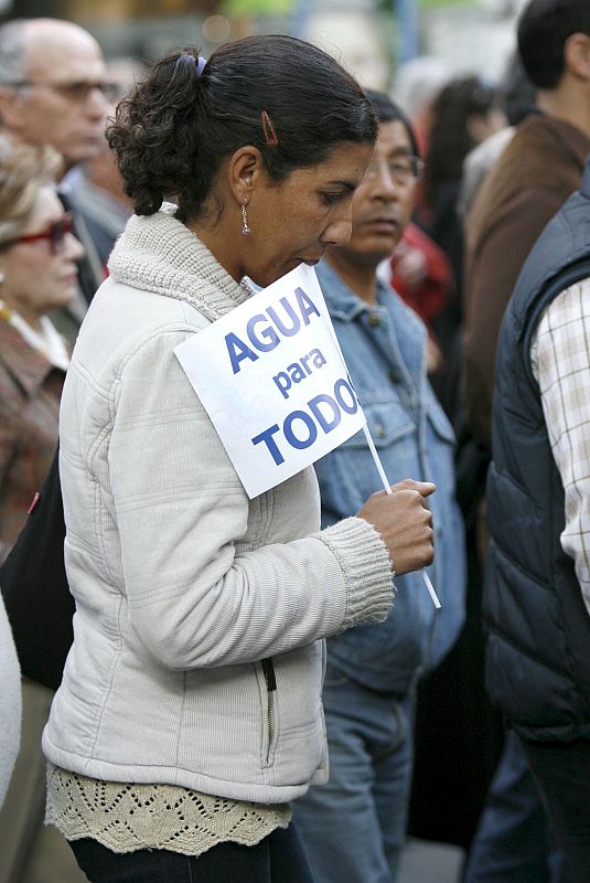 CIENTOS DE MILES DE PERSONAS SE MANIFIESTAN EN MURCIA A FAVOR DEL TRASVASE