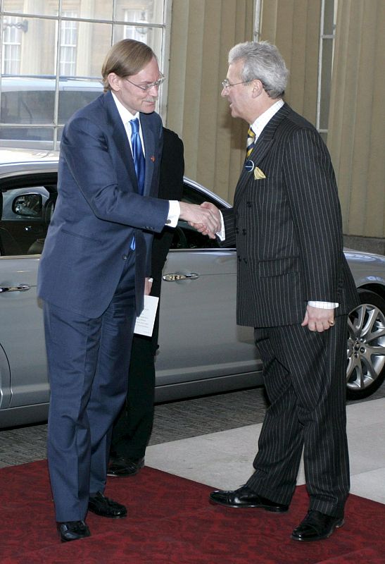 El presidente del Banco Mundial, Robert Zoellick, a su llegada al Palacio de Buckingham