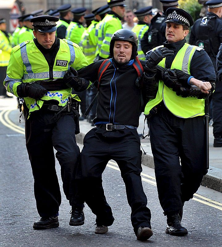 PROTESTAS CONTRA LA CUMBRE DEL G-20 EN LONDRES