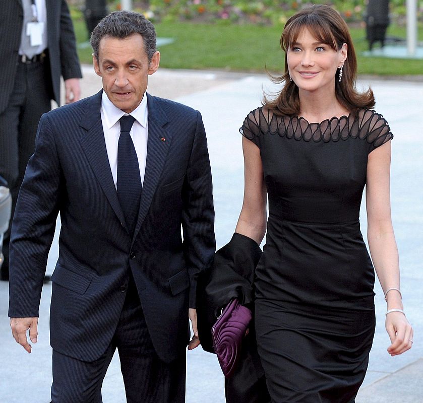 EL PRESIDENTE FRANCÉS NICOLÁS SARKOZY A SU LLEGADA A LA CUMBRE DEL 60 ANIVERSARIO DE LA OTAN EN BADEN BADEN