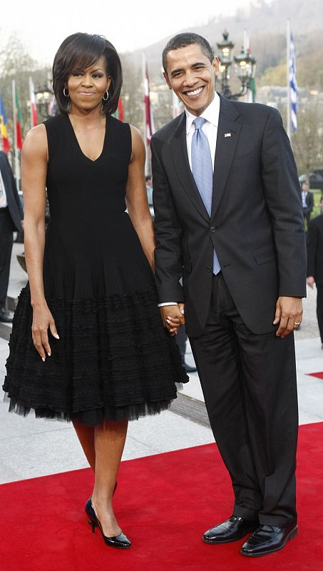 .S President Obama and first lady Michelle Obama arrive for a cultural event at the Kurhaus in Baden-Baden