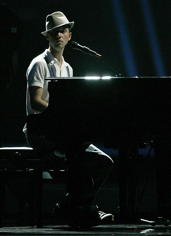 Eurovisión 2009 - Lituania - Sasha Son