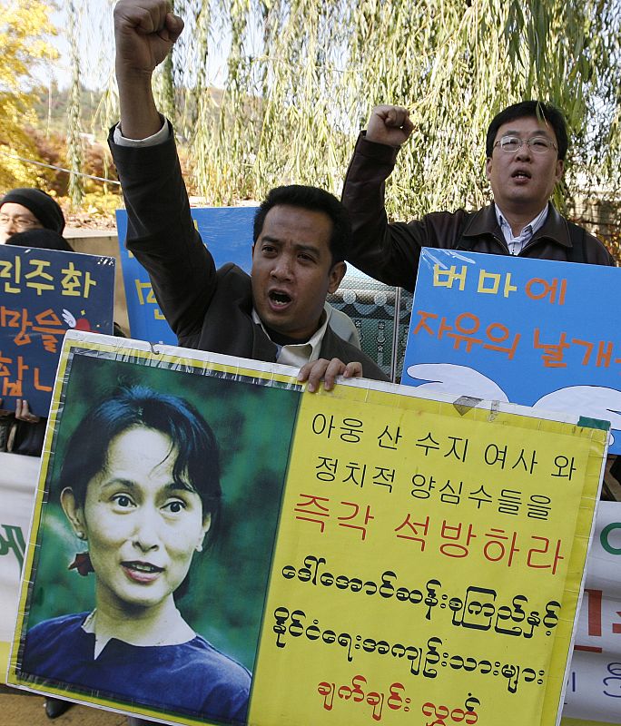 Las protestas se han registrado a lo largo de varios años en distintos puntos del mundo, como esta protesta en Seul.