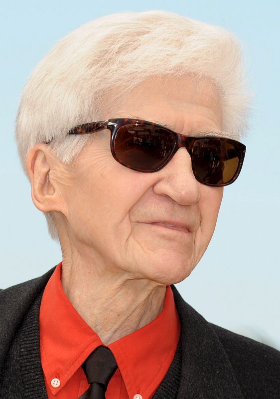 El director francés Alain Resnais presenta en Cannes 'Les Herbes Folles'