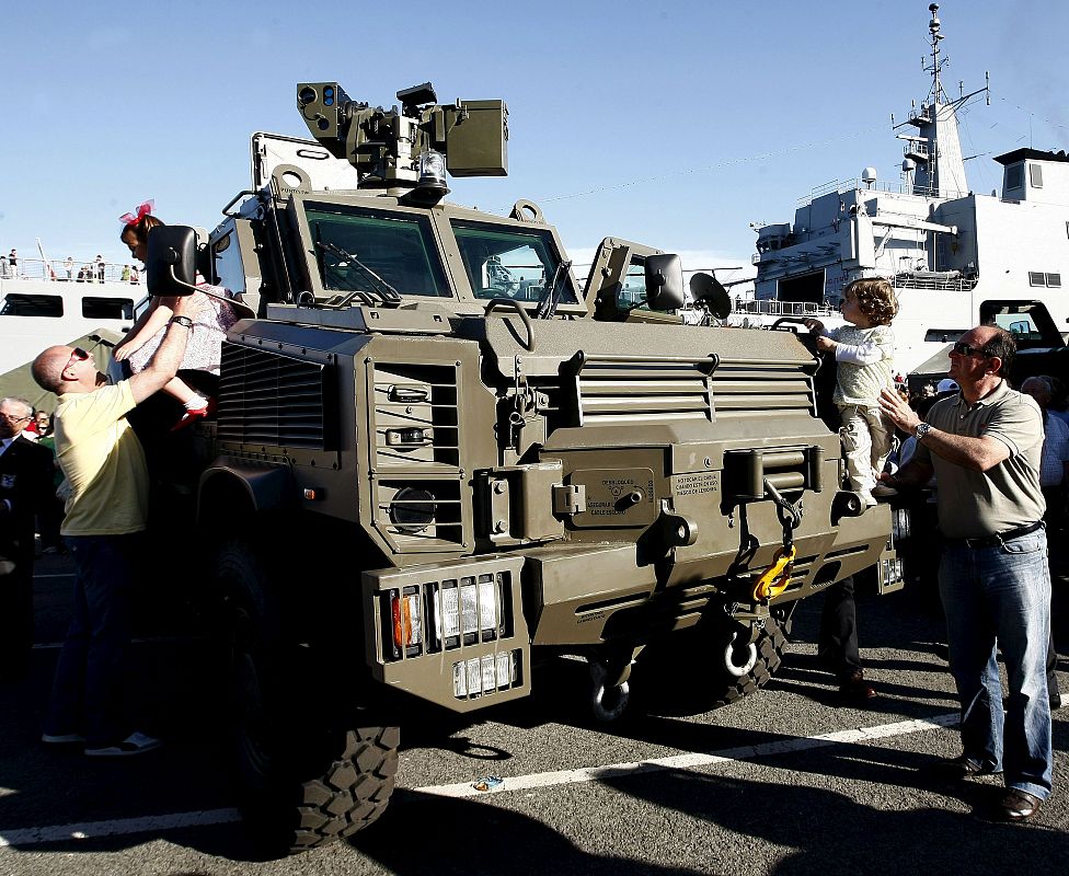 DIA DE LAS FUERZAS ARMADAS