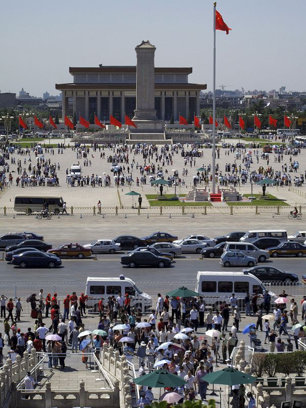 El silencio se apodera de la Plaza de Tiananmen veinte años después