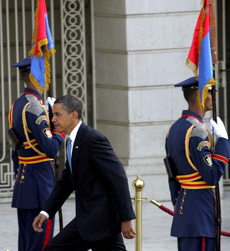 BARACK OBAMA LLEGA A EL CAIRO