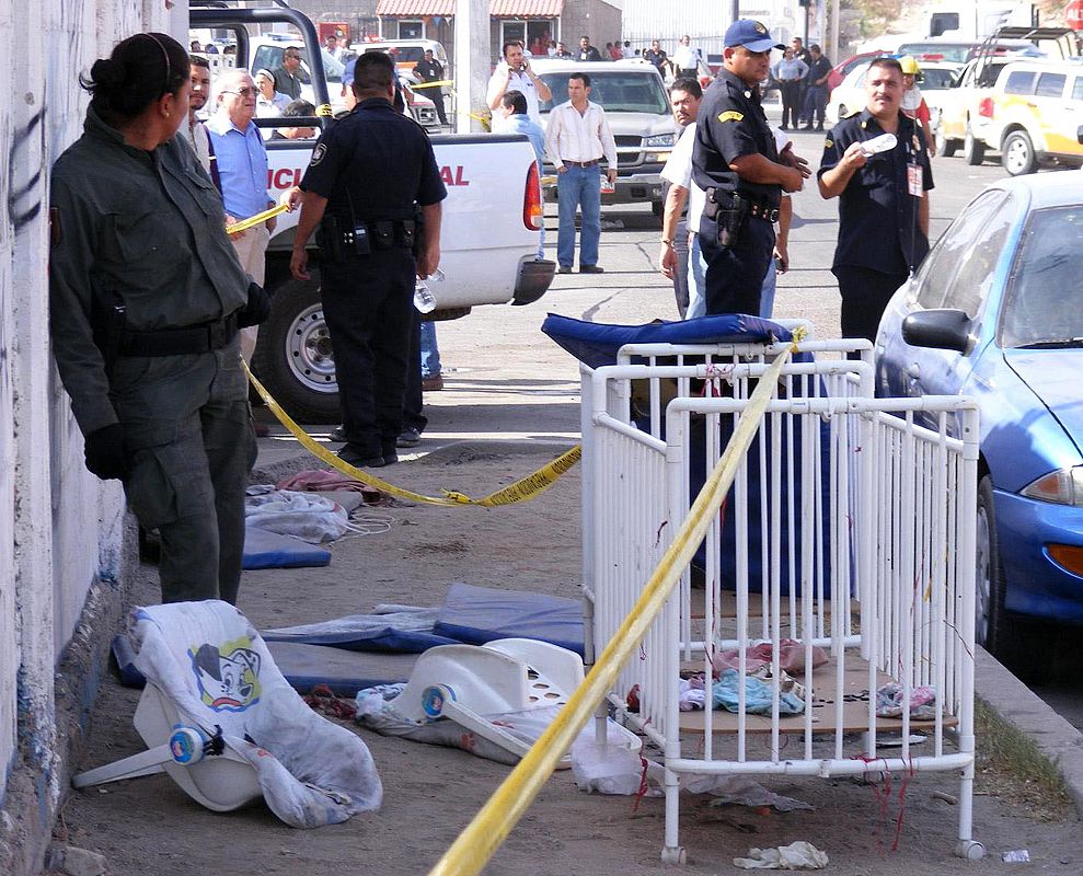 AL MENOS 27 NIÑOS MUERTOS AL INCENDIARSE UNA GUARDERÍA EN NORTE DE MÉXICO