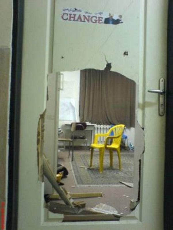   Signos de violencia y vandalismo en Teherán.