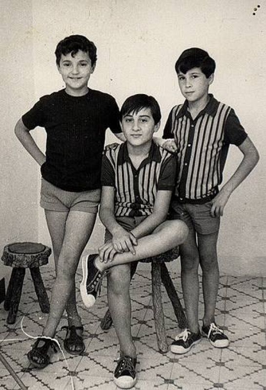  Jesús Galán nos relata como recuerda aquellos días: "En un paisaje cubierto por las aguas del rio Tajo, al lado del puente milenario de Alconetar, en la provincia de Cáceres, me fracturé un brazo en la víspera de la llegada del hombre a la luna. 