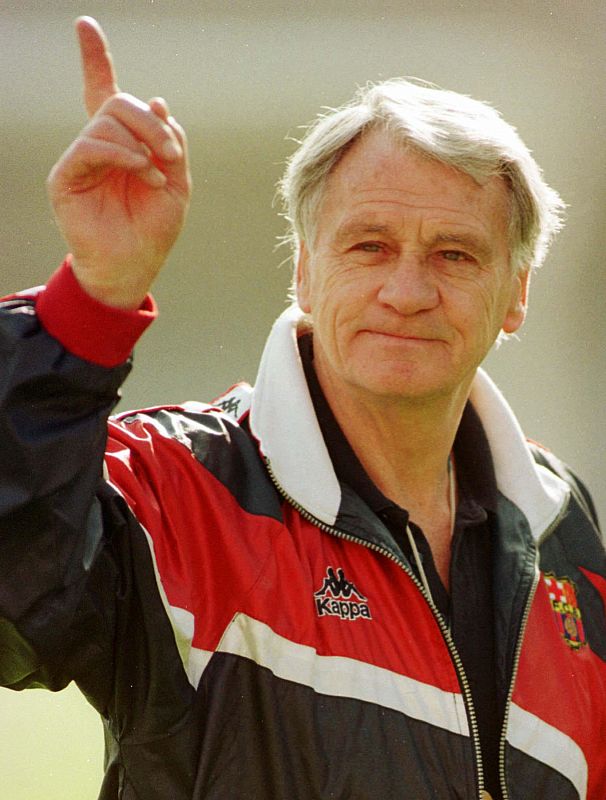 Muere Bobby Robson