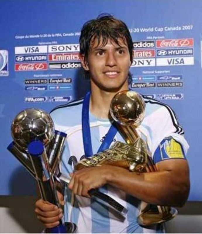  El 'Kun' explotó en el Mundial sub-20 de 2007, máximo goleador y mejor jugador