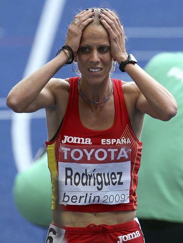 Natalia Rodríguez a su llegada a meta donde consiguió la victoria en la final de 1.500