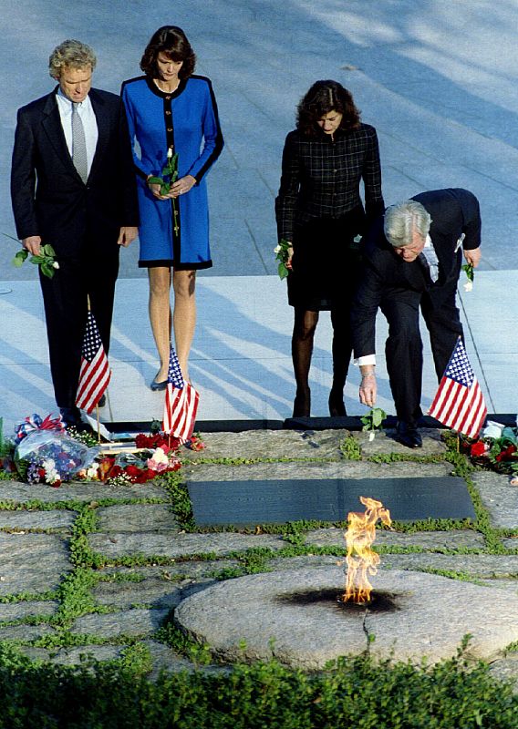 On the 30th anniversary of the assassination of President John F. Kennedy, family members visit his ..