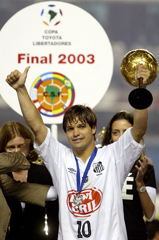 El Santos FC perdió la final de la copa Libertadores en 2003 pero Diego fue elegido el mejor jugador